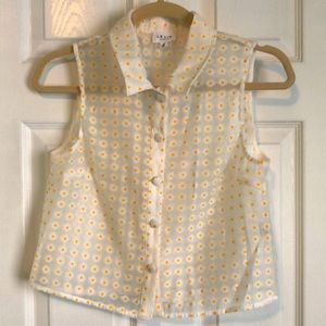 Le Lis Sleeveless Cropped Blouse